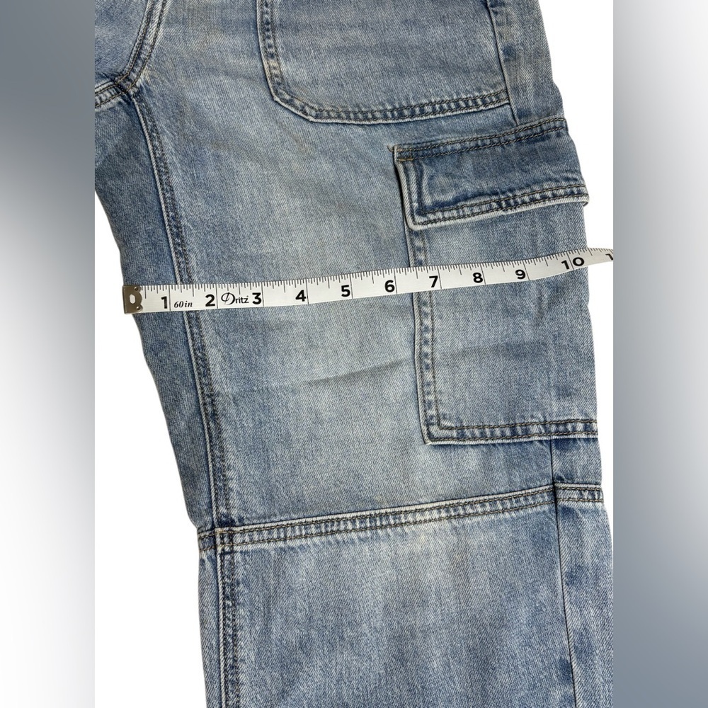 American Eagle Outfitters High-Waisted Cargo Denim Jogger Color: Blue | Size:2 - Picture 8 of 14